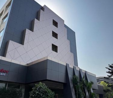 Ankleshwar Hotel | Lords Plaza Ankleshwar
