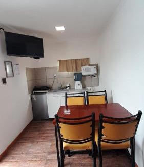 General Pico Apartment | Los Abuelos Apart Hotel