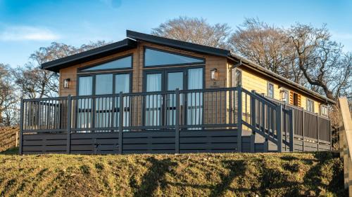 Newbridge Cabin | Lost Shore Surf Resort
