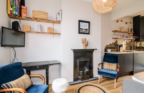 Whiteabbey Cottage | Lough Mill House
