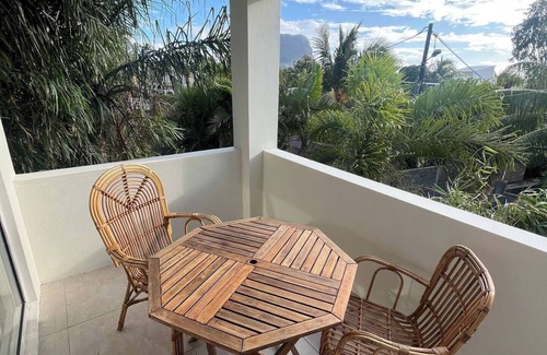 La Gaulette Apartment | LouKaz A - Le Morne views kite surf hike chill - by Loukaz Studios