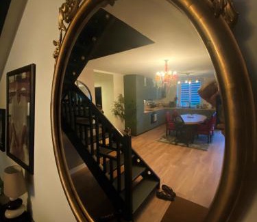Saint-Vincent-de-Paul Bed & Breakfast | Love-Room Chic&Glam'