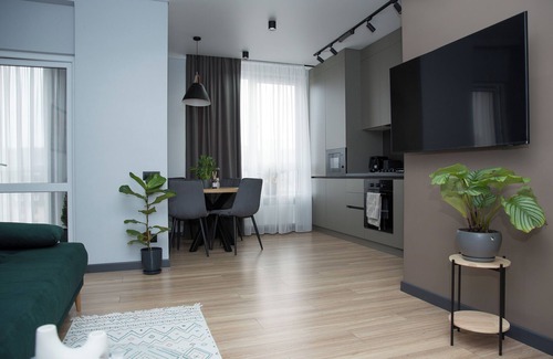 Riscani Apartment | Love the Spot – 2‑Room, Complete, Near Everything