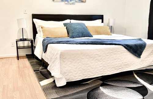 Houston Condo | Lovely 1-Bedroom Condo with Pool