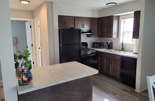 Harper Woods Apartment | Lovely 1 Bedroom. Home away from home!