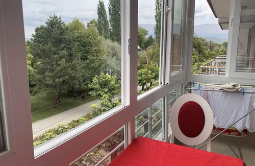 Pogradec Apartment | Lovely 1bdr apartment with balcony across Lake Ohrid and Hotel 1 Maj
