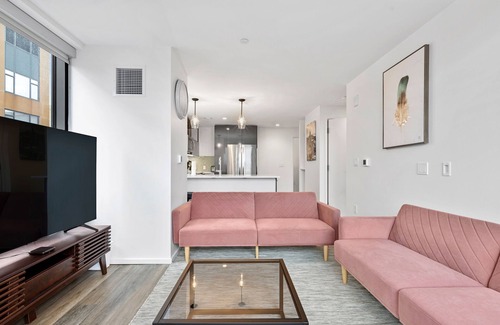 Shawmut Apartment | Lovely 2-bedrooms 2 Bathrooms with Balacony in Boston downtown close to back bay