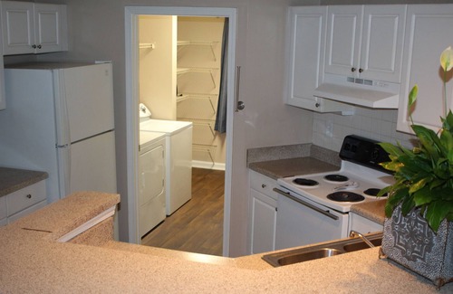 Smyrna Apartment | Lovely 2bd/2bth moments from the Atlanta Battery