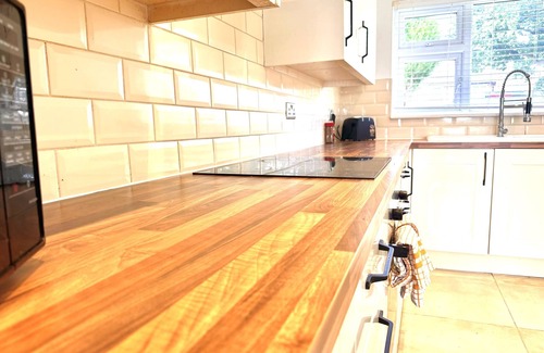 Wirral House | Lovely 3 bed house, Bromborough, Wirral CH63