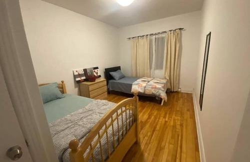 Cote-Saint-Paul Apartment | Lovely 3 bedroom unit near Downtown Montreal