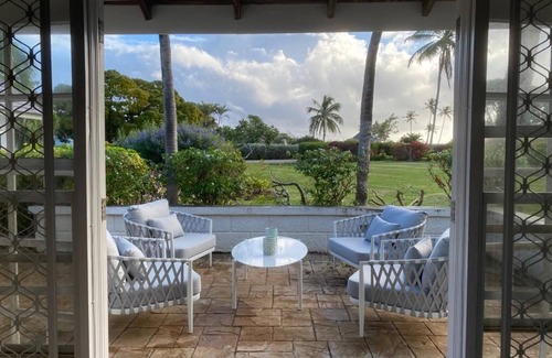 Long Bay Villa | Lovely 3 bedroom villa in beautifully landscaped gardens-2 minutes walk to beach
