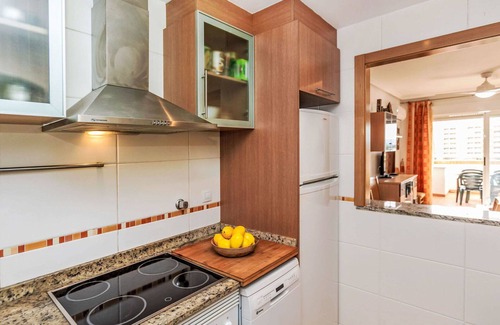 Cabanes Apartment | Lovely apartment with WIFI, A/C, pool, TV, terrace, pets allowed, panoramic view and parking