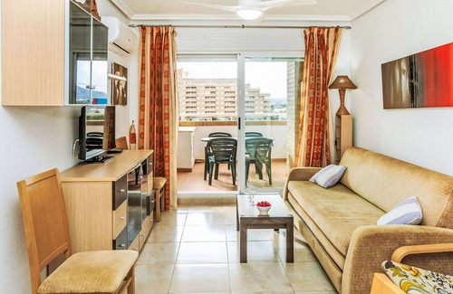 Cabanes Apartment | Lovely apartment with WIFI, A/C, pool, TV, terrace, pets allowed, panoramic view and parking