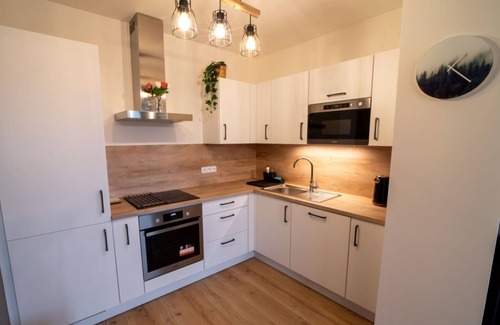Loucna Pod Klinovcem Apartment | Lovely apartment for 4 guests with WIFI, TV, terrace and parking