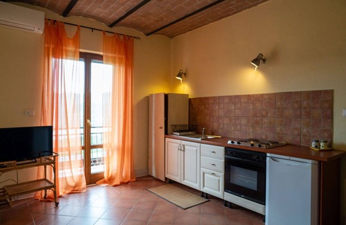 Villa Santa Maria Apartment | Lovely apartment for 4 people with A/C, pool, WIFI, TV, balcony, pets allowed and parking