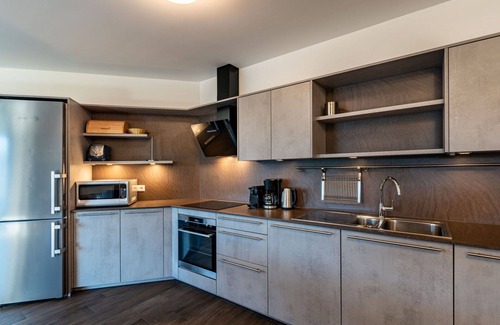 Annenheim Apartment | Lovely apartment for 3 guests with WIFI, TV, balcony and parking