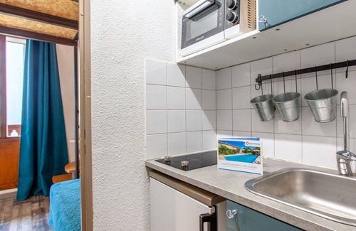 Val Claret Apartment | Lovely apartment for 3 people with WIFI, TV, balcony and pets allowed