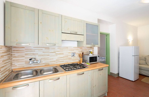 Montebonello Apartment | Lovely apartment for 4 people with pool, WIFI, A/C, TV, pets allowed, panoramic view and parking