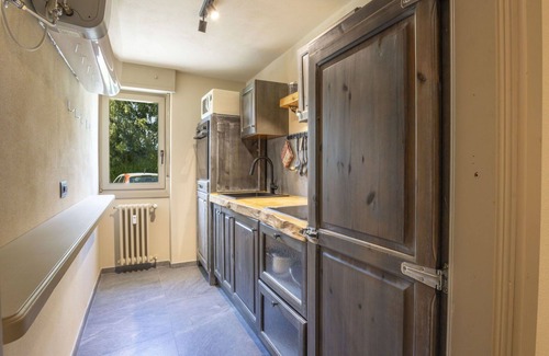 Bormio Apartment | Lovely apartment for 4 people with WIFI, TV, pets allowed and parking