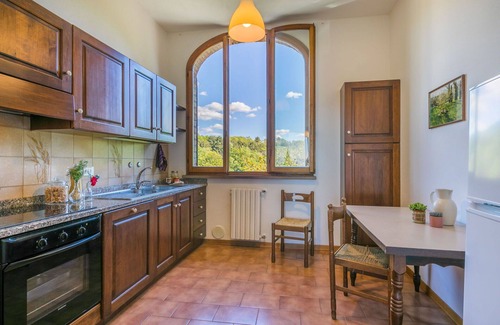 San Vivaldo Villa | Lovely apartment in villa for 8 people with pool, WIFI, TV, terrace, pets allowed and parking
