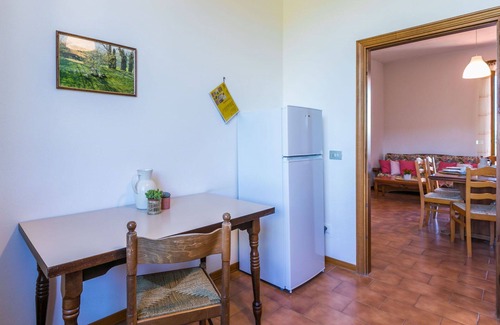 San Vivaldo Villa | Lovely apartment in villa for 8 people with pool, WIFI, TV, terrace, pets allowed and parking