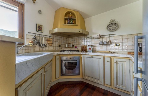 Avegno Apartment | Lovely apartment with private pool, WIFI, terrace, panoramic view, parking, close to Portofino