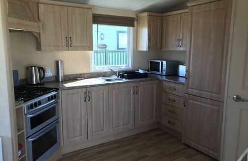 Flamborough House | Lovely caravan holiday home in a beautiful coastal setting.