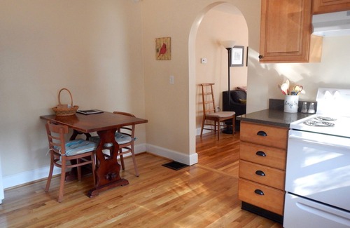 Red Bank House | Lovely Chattanooga 2br Home - 1.5 Miles To Downtown/north Shore, 1 Block To Park