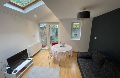 Camden Town Apartment | Lovely Flat in Camden