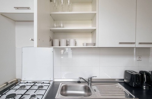 Friedrichshain Apartment | Lovely Friedrichshain Studio, Fully Furnished & Equipped, by Blueground