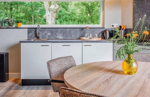 Siebengewald House | Lovely home in Afferden with WiFi