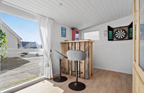 Bøvlingbjerg House | Lovely home in Bøvlingbjerg with WiFi