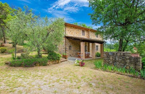 Macchino House | Lovely home in Buggiano with kitchen