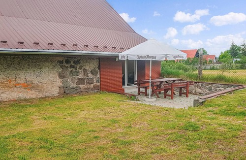 Drawno House | Lovely home in Dominikowo with WiFi
