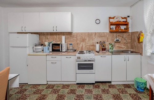 Donji Zagon House | Lovely home in Donji Zagon with WiFi