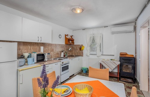 Donji Zagon House | Lovely home in Donji Zagon with WiFi
