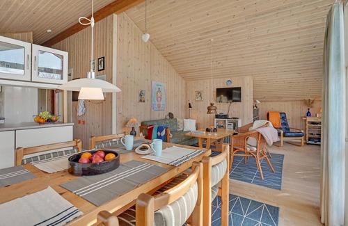 Faxe Ladeplads House | Lovely home in Faxe Ladeplads with WiFi
