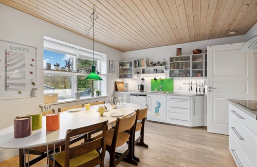 Faxe Ladeplads House | Lovely home in Faxe Ladeplads with WiFi