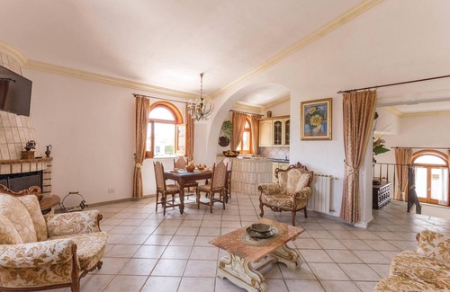 Fondo Morte House | Lovely home in Fondo Morte -SR-