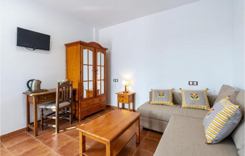 La Alqueria House | Lovely Home In Galera With Kitchenette