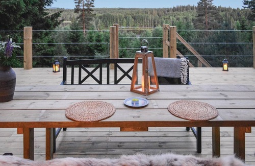 Langhem House | Lovely home in Länghem with lake view
