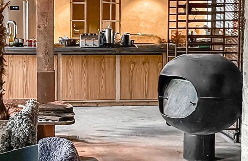Larbro House | Lovely home in Lärbro with WiFi