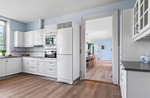 Lunderskov House | Lovely home in Lunderskov with WiFi