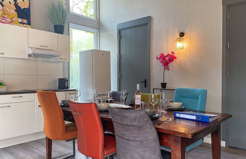 Langstraat House | Lovely home in Meijel with WiFi