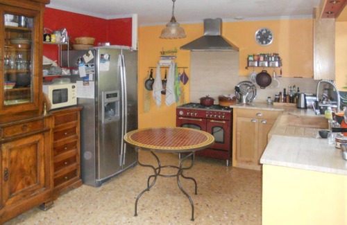 Montfrin House | Lovely home in Montfrin with WiFi