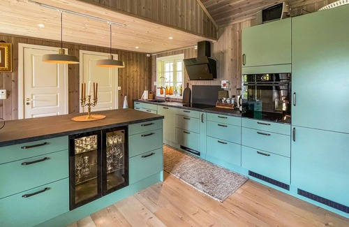 Akrestrømmen House | Lovely home in Rendalen with WiFi