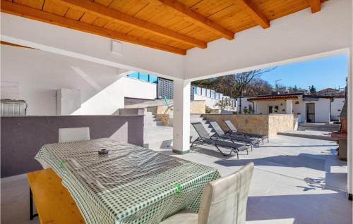 Sarsoni House | Lovely Home In Rijeka