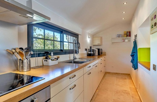 Roussas House | Lovely home in Roussas