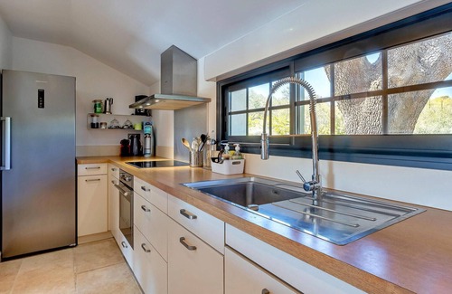 Roussas House | Lovely home in Roussas