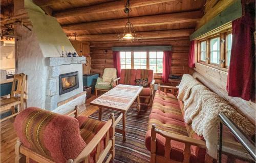 Oyer House | Lovely Home In Sjusjøen With Kitchen